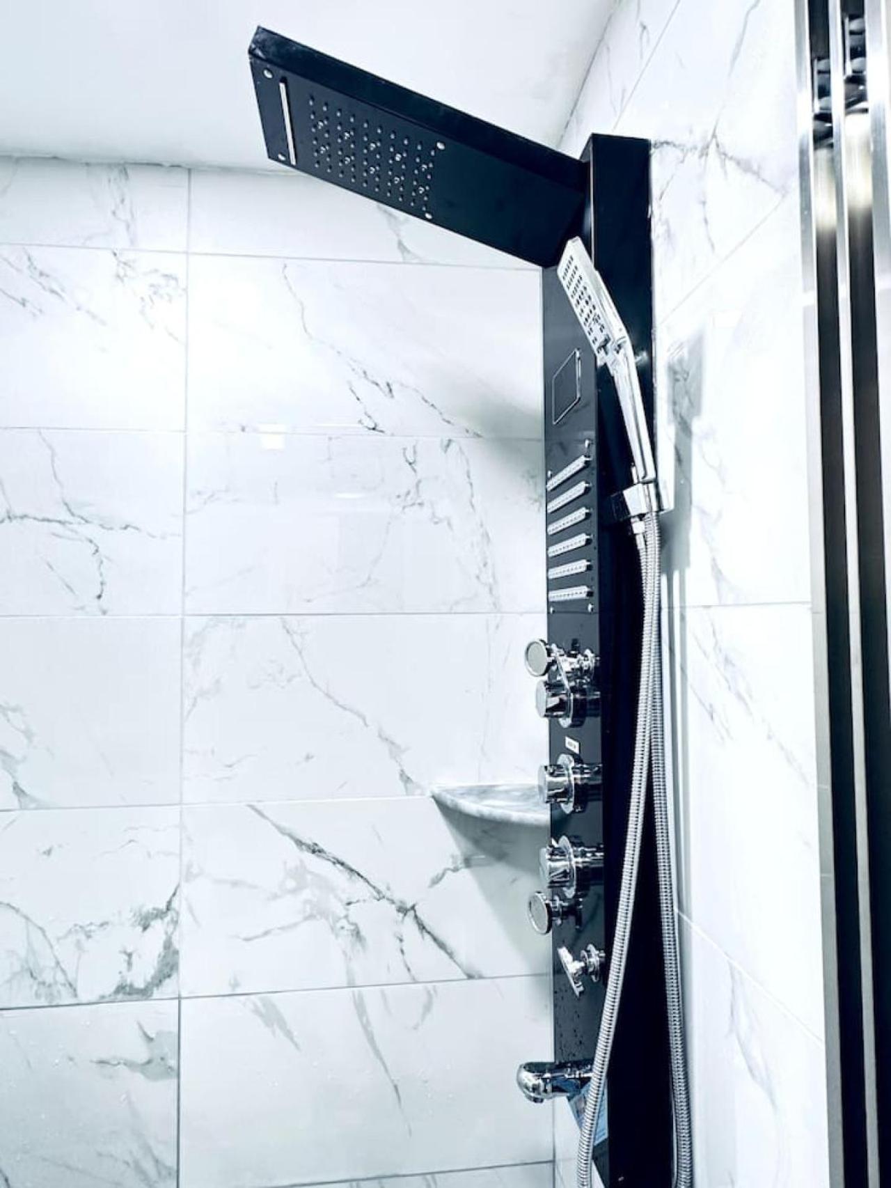 New - Nearby Rittenhouse Square Apartment Philadelphia