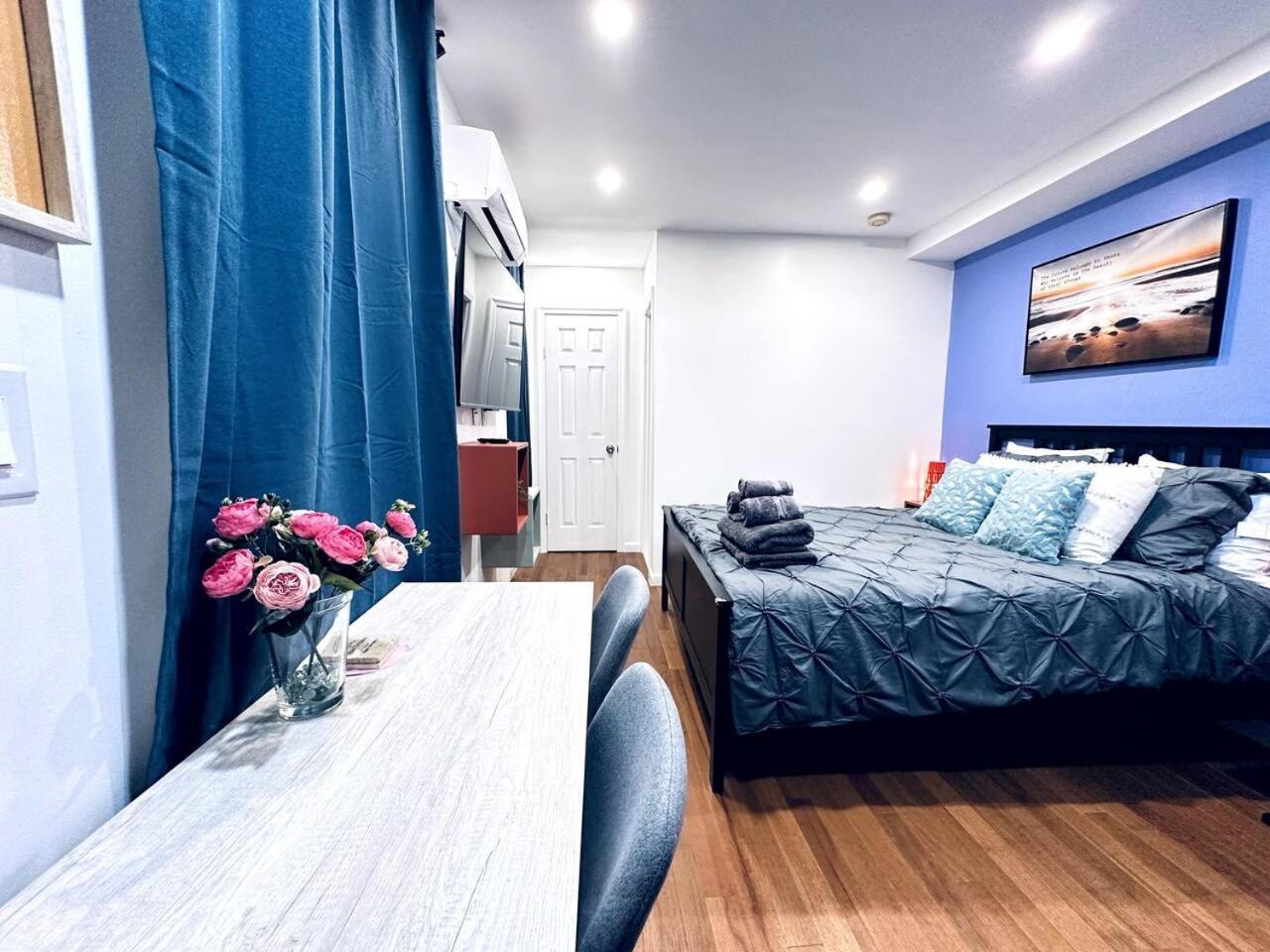 New - Nearby Rittenhouse Square *